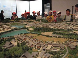 江戸時代の亀山城下の模型を楽しく見ました