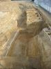 写真160 第２１次調査で発掘された亀山城堀跡（本丸町）