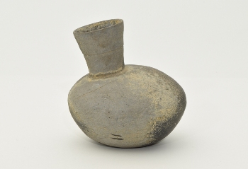 �U�D�{�b�핽�r